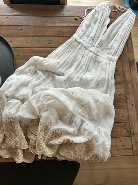Guadalupe Johana White Gold Embroidered Dress S